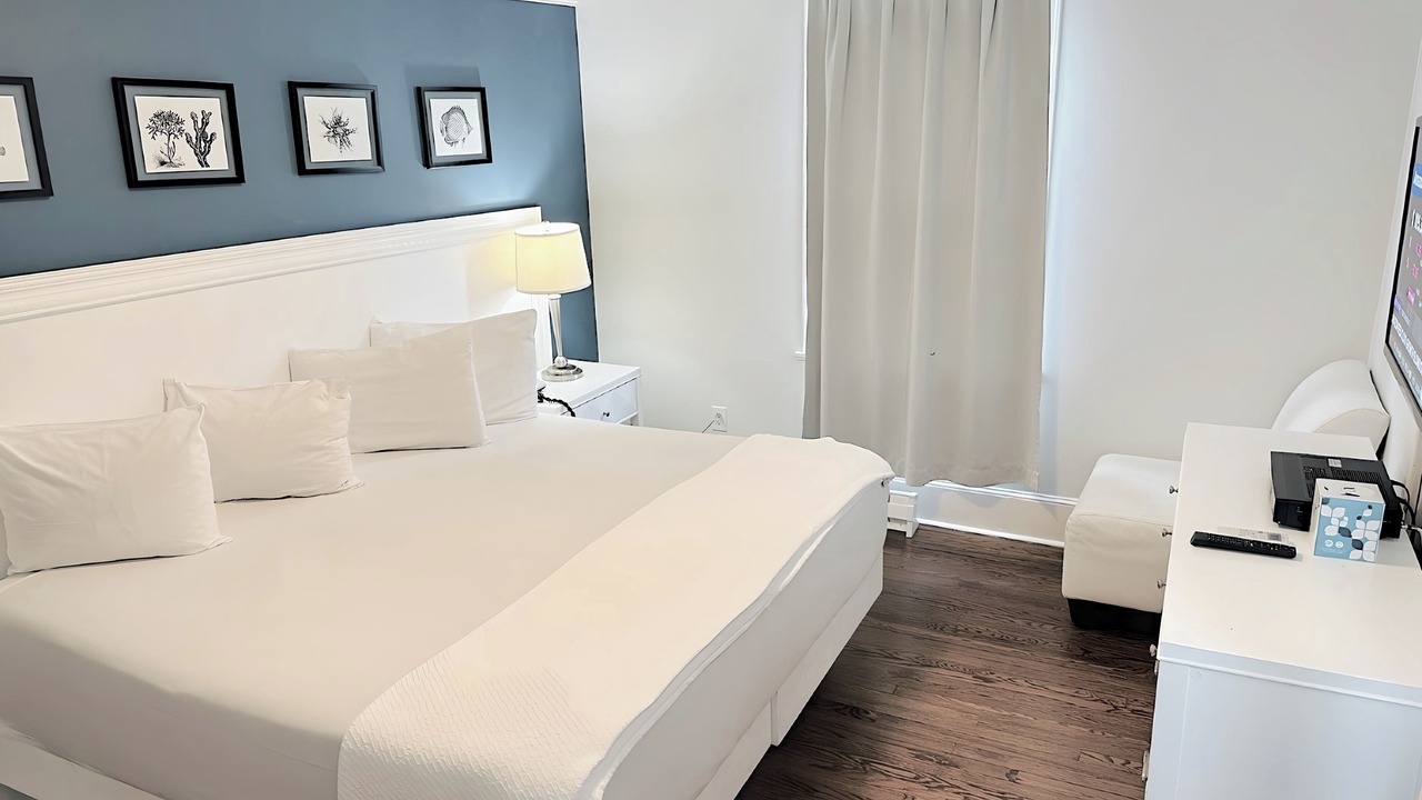 Photo of Bedroom in Long Beach