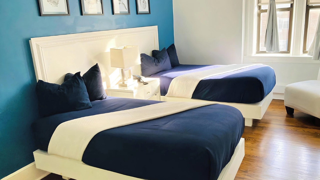 Photo of Bedroom in Long Beach