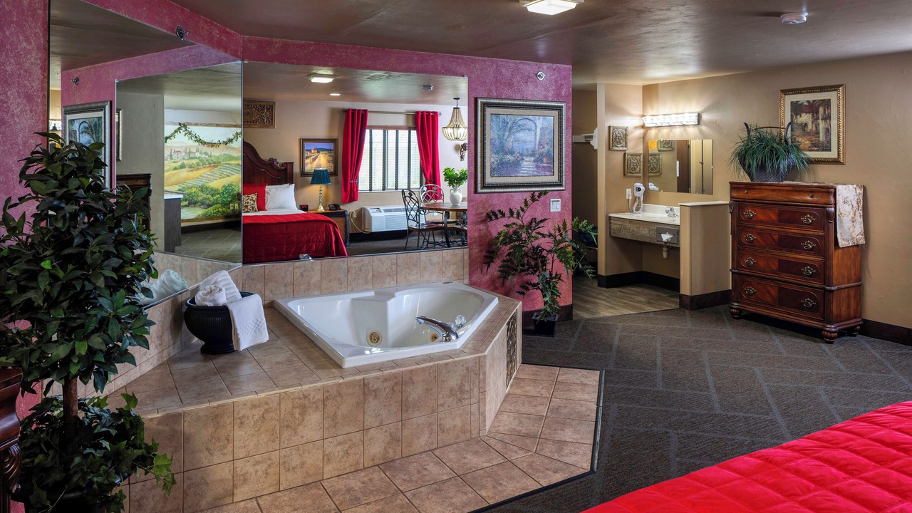 Photo of Bedroom in Ashwaubenon