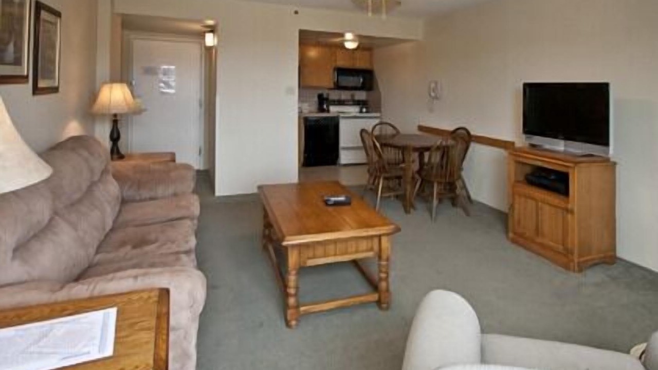 Photo of Livingroom in Snowshoe