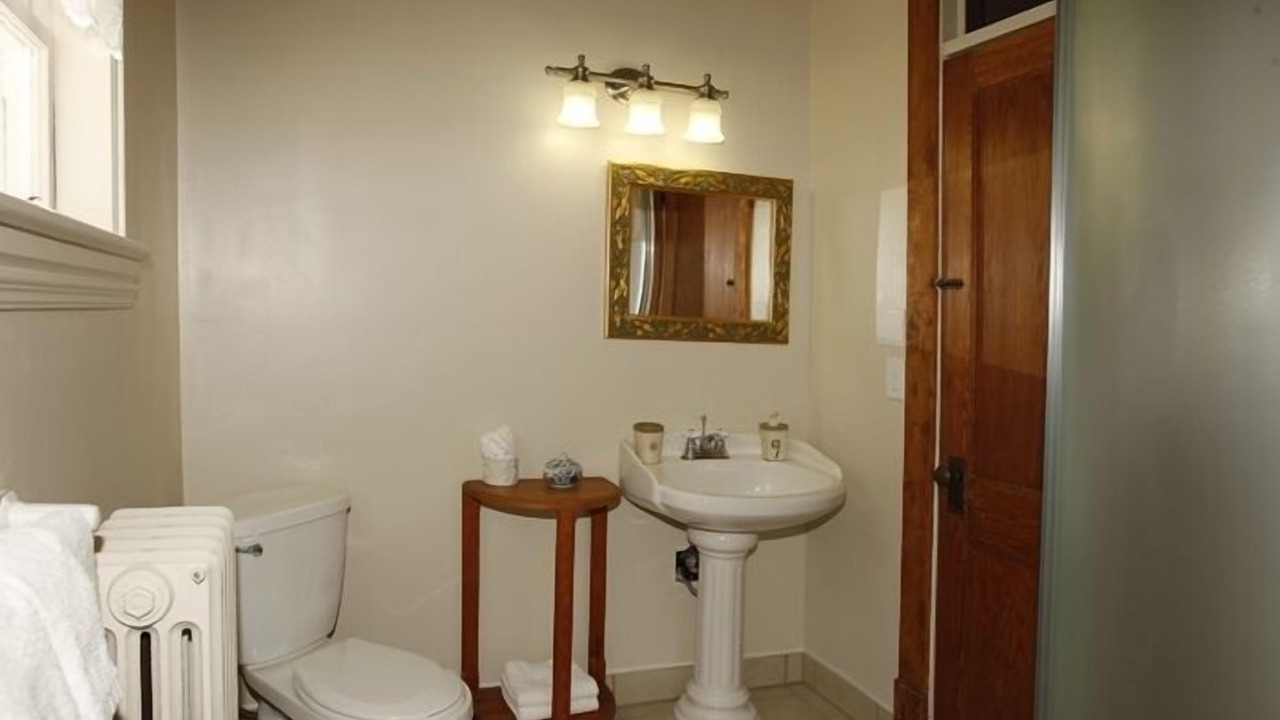 Photo of Bathroom in Magog