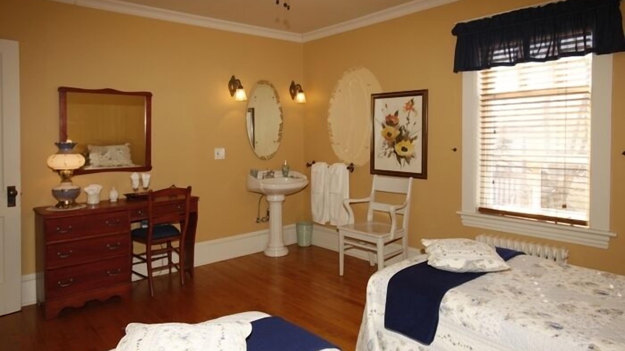 Photo of Bathroom in Magog
