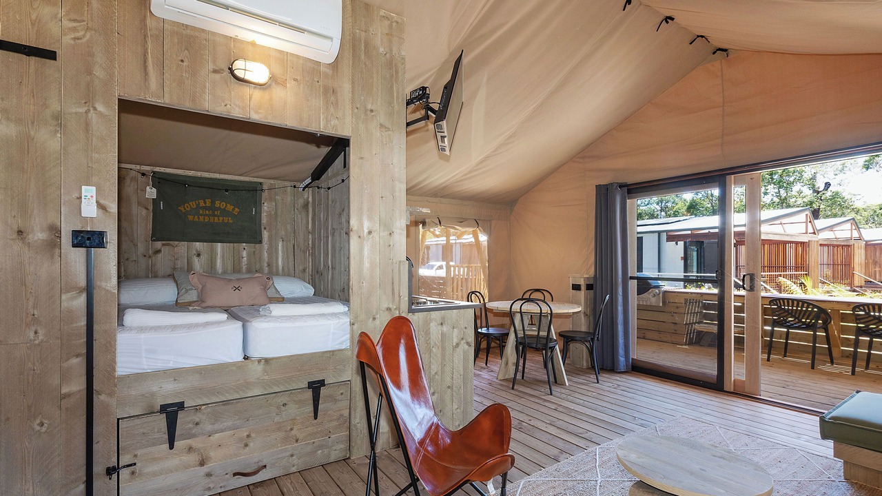 Photo of Others in Hawks Nest