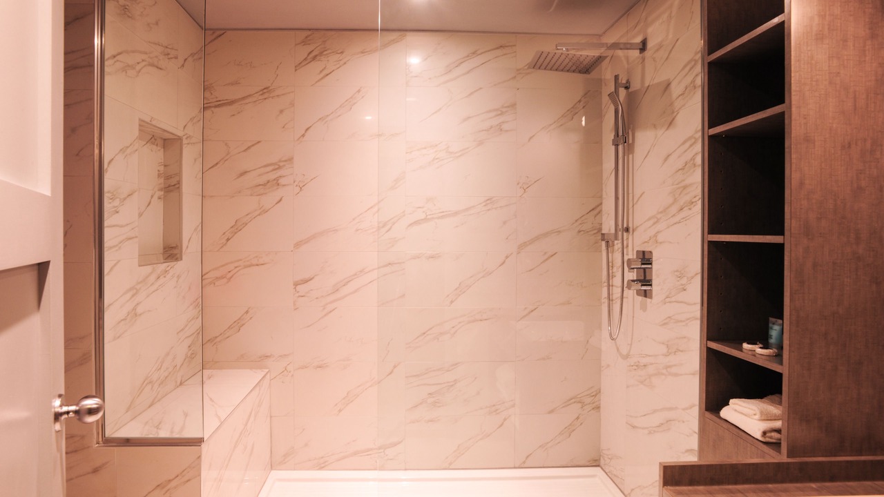 Photo of Bathroom in Cote-Des-Neiges—Notre-Dame-De-Grace