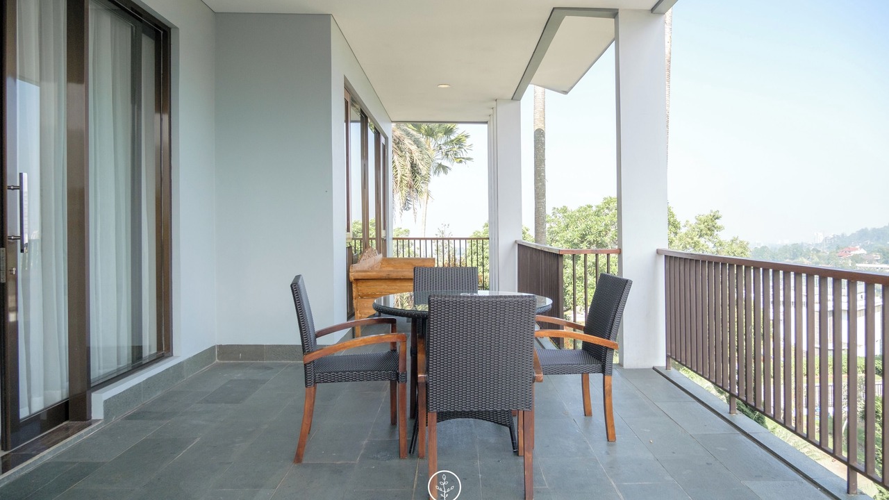 Photo of Patio Balcony in Cigadung