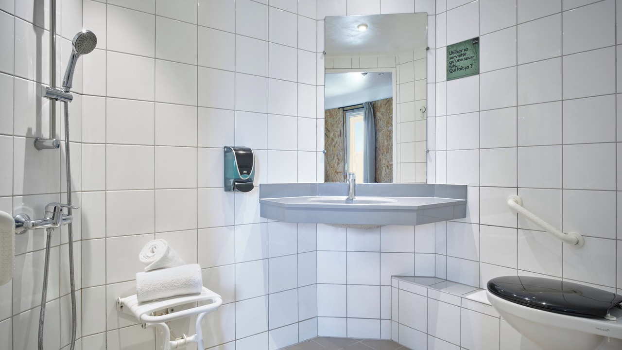 Photo of Bathroom in Seclin