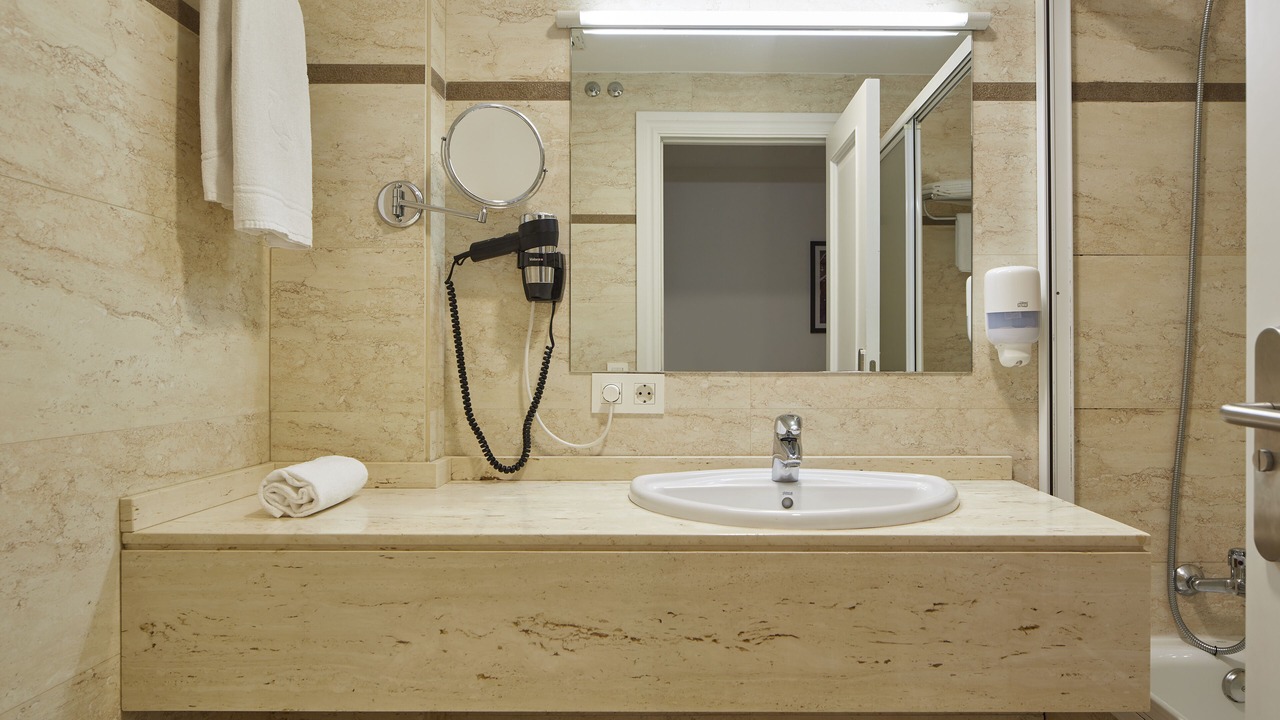 Photo of Bathroom in Pamplona City Centre