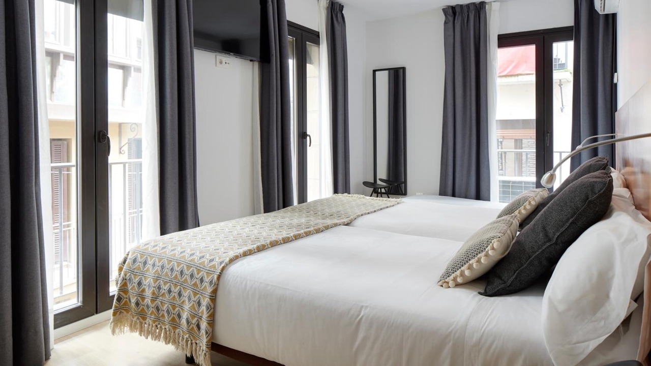 Photo of Bedroom in Pamplona City Centre