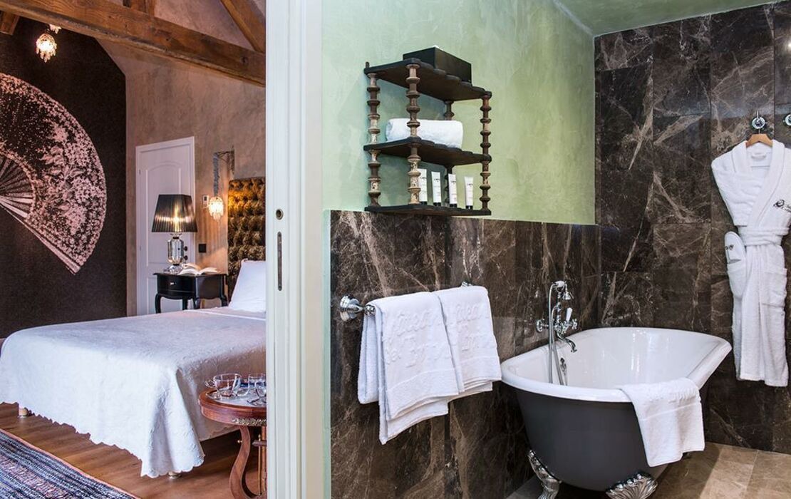 Photo of Bathroom in Saint-Georges-sur-Loire