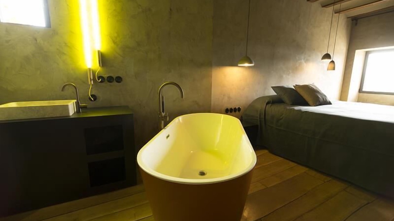 Photo of Bathroom in Monroyo