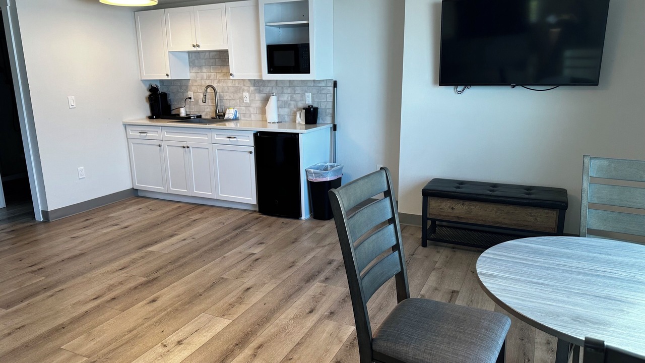 Photo of Others in Nelscott