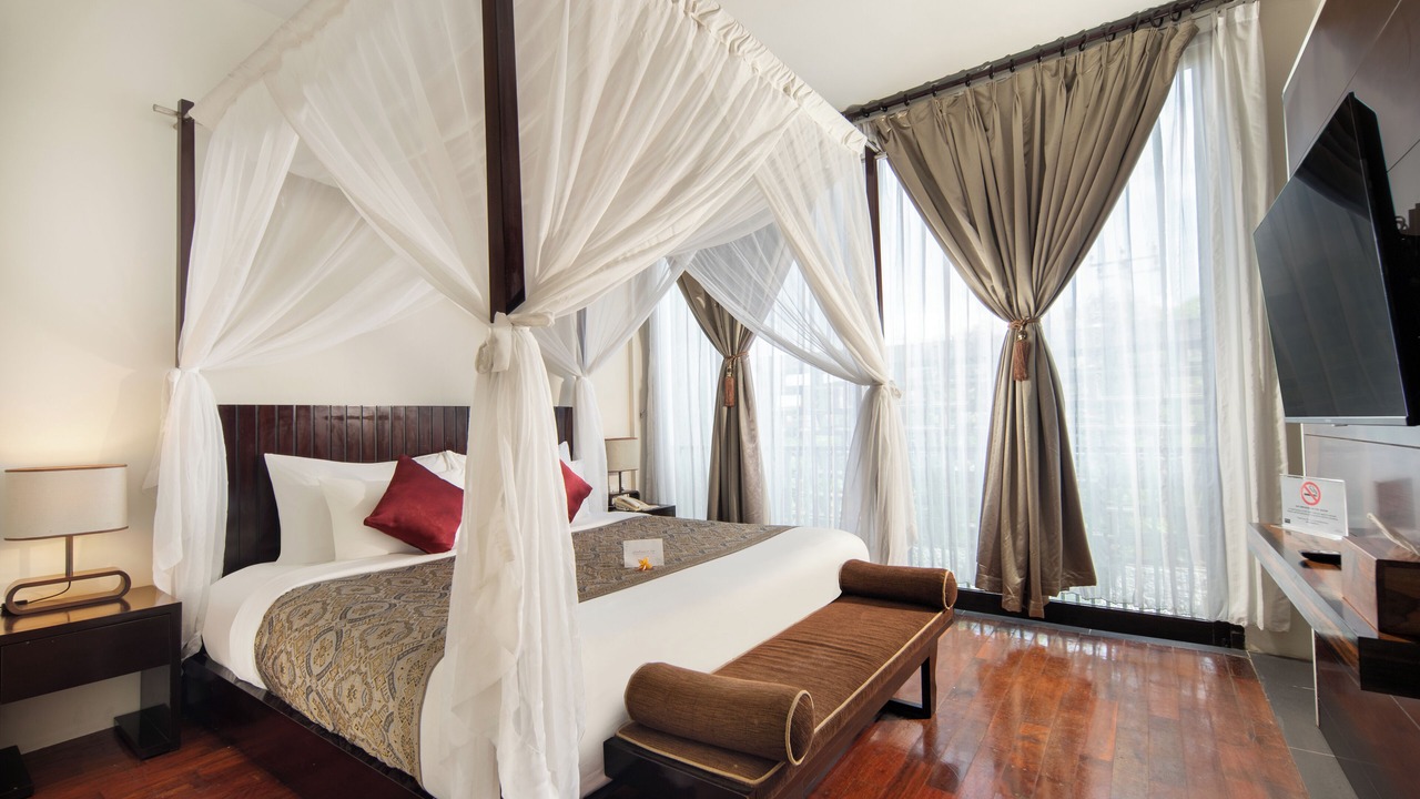Photo of Bedroom in Kartika Plaza