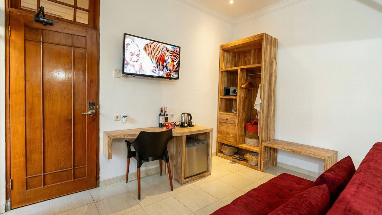 Photo of Bedroom in Kartika Plaza