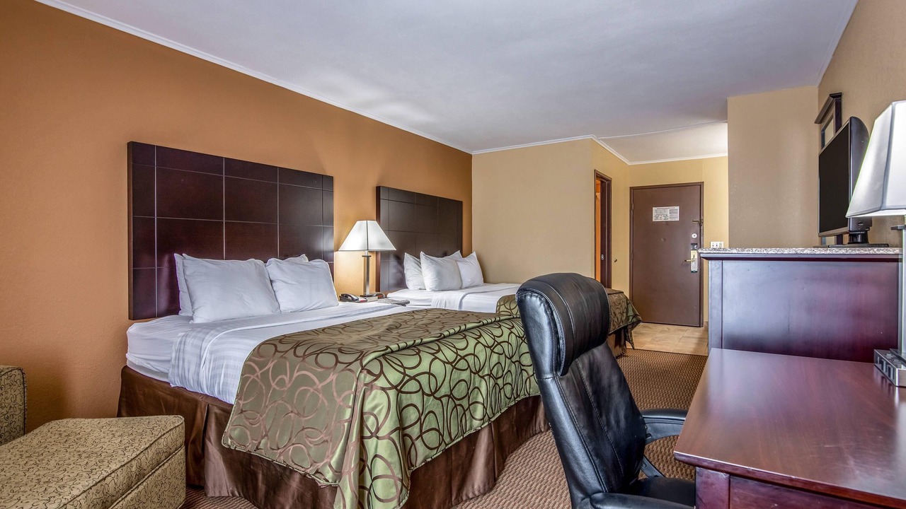 Photo of Bedroom in Tully