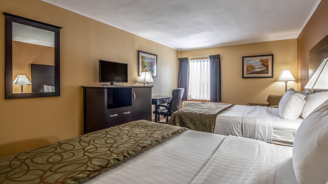 Photo of Bedroom in Tully