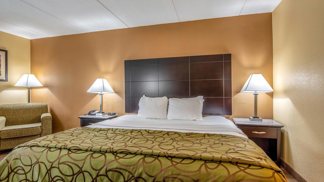 Photo of Bedroom in Tully