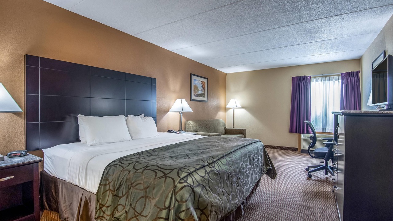 Photo of Bedroom in Tully