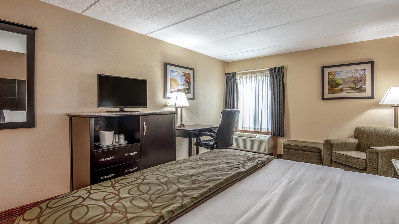 Photo of Bedroom in Tully