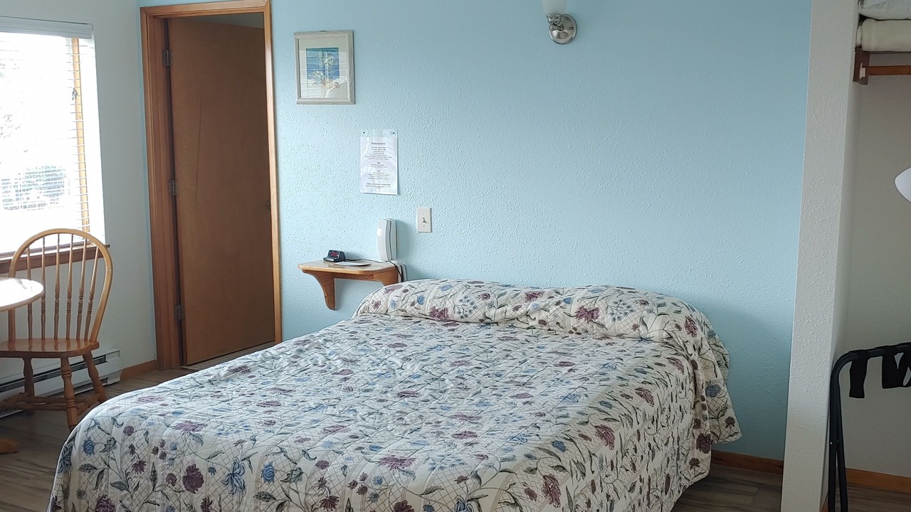 Photo of Bedroom in Yachats