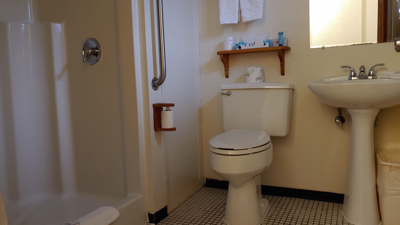 Photo of Bathroom in Yachats