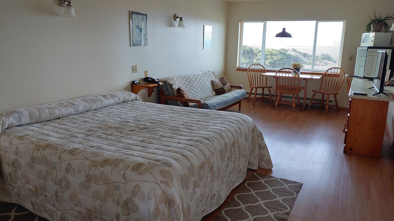 Photo of Bedroom in Yachats
