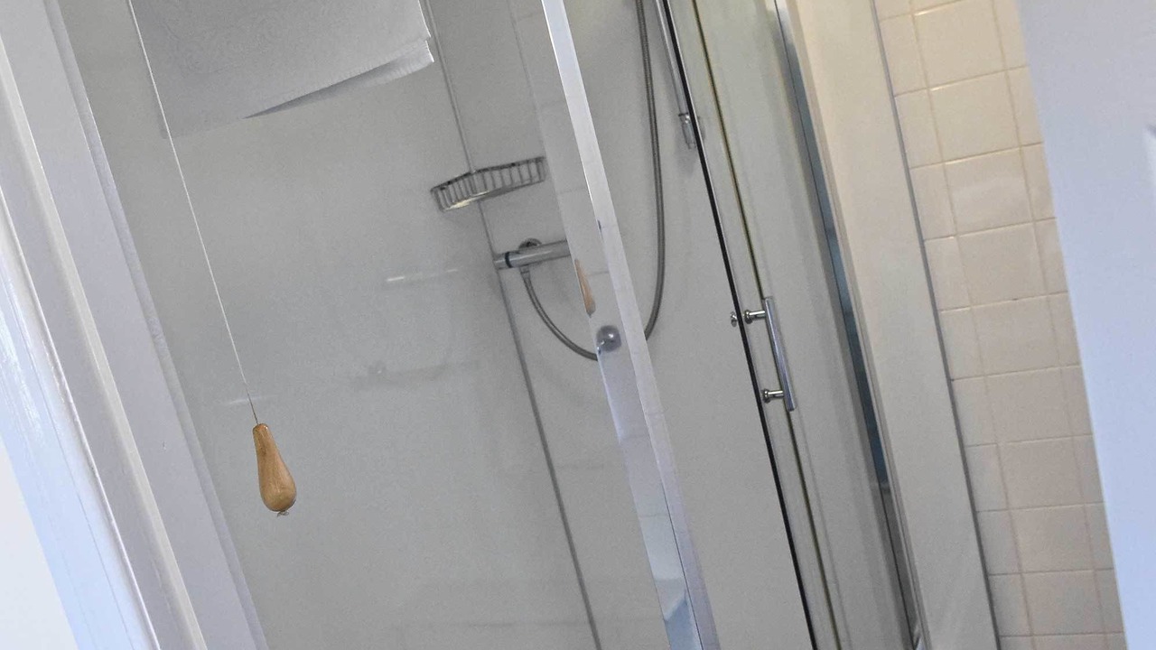 Photo of Bathroom in Lockerbie