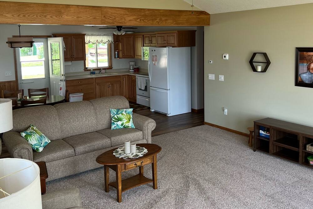 Photo of Livingroom in Long Lake