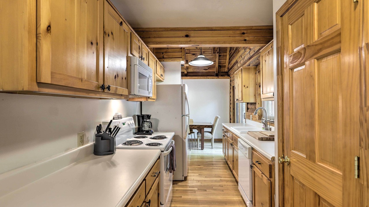 Photo of Kitchen in Eatonton