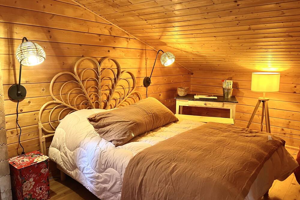 Photo of Bedroom in Talmont-Saint-Hilaire