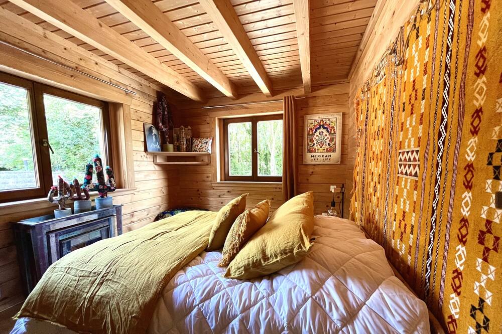Photo of Bedroom in Talmont-Saint-Hilaire