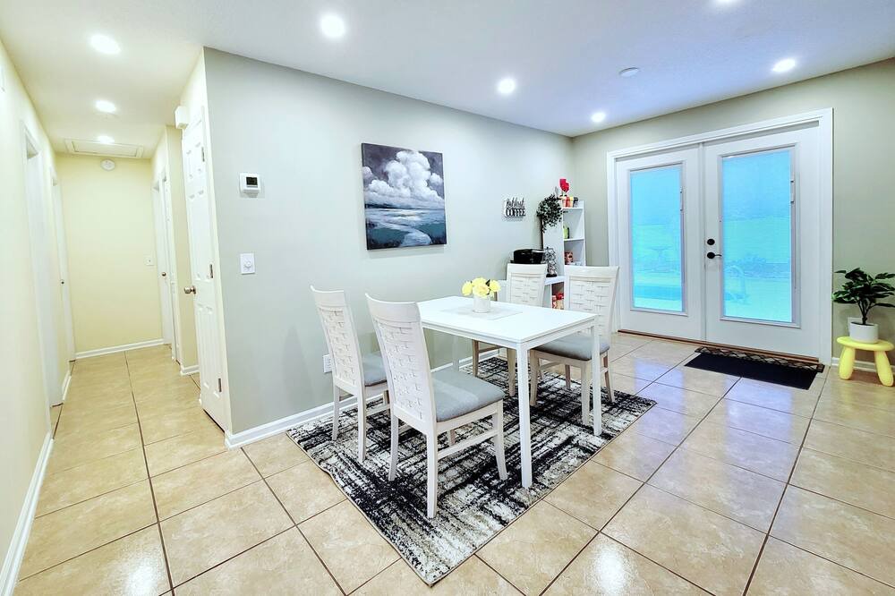 Photo of Kitchen in Westside