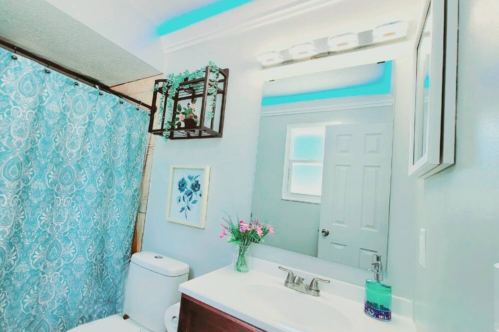 Photo of Bathroom in Westside