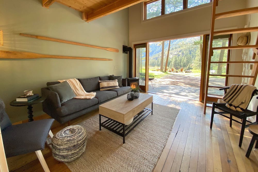 Photo of Livingroom in Missoula