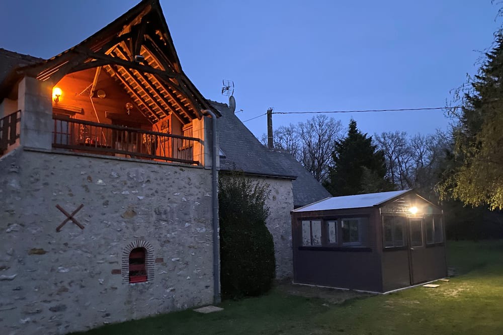 Photo of Outdoor in Saint-Branchs