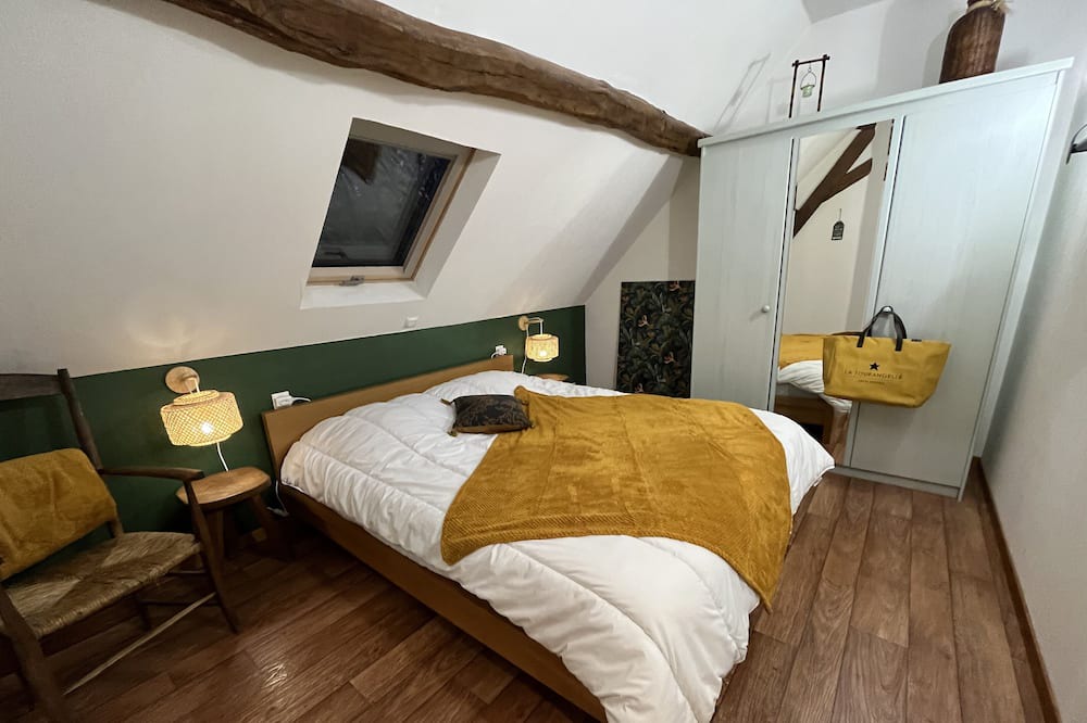 Photo of Bedroom in Saint-Branchs