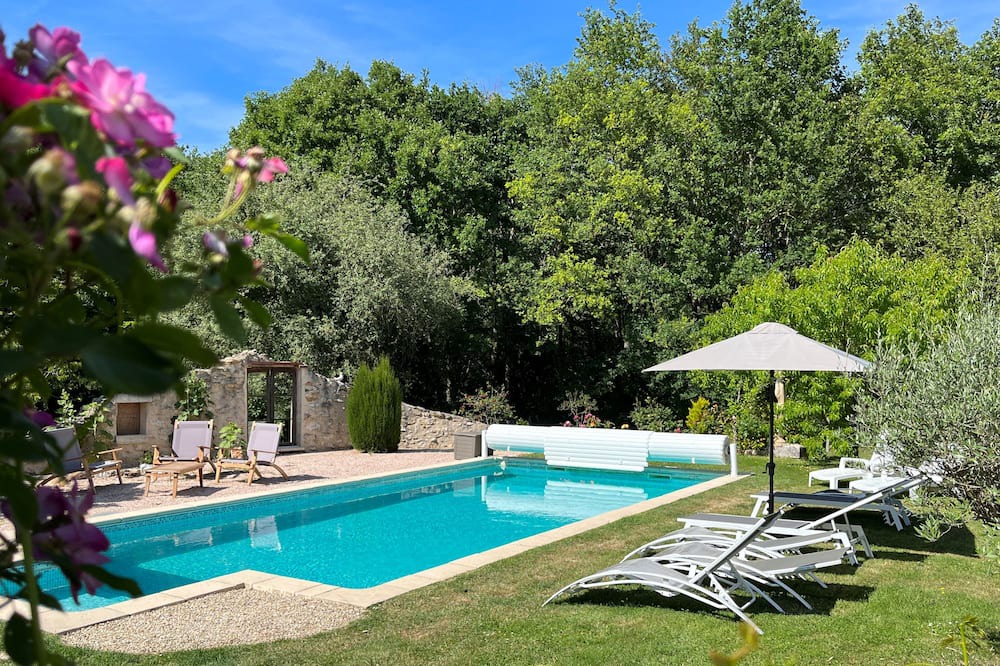 Photo of Outdoor in Saint-Branchs
