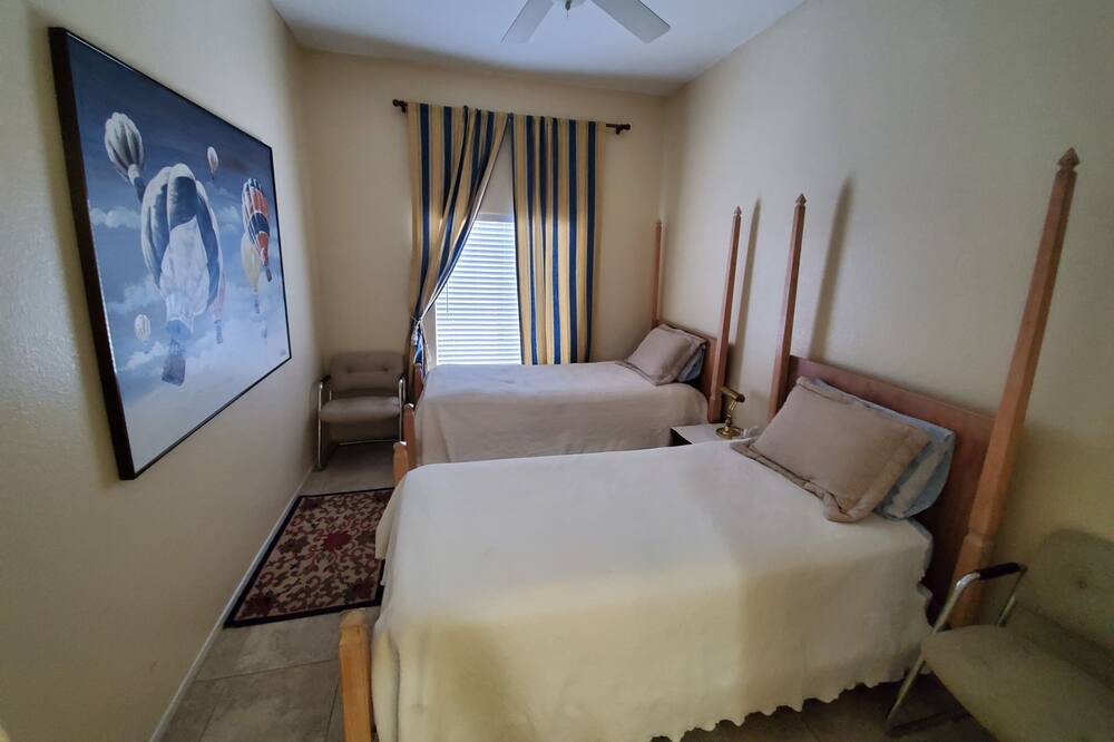 Photo of Bedroom in Cathedral City