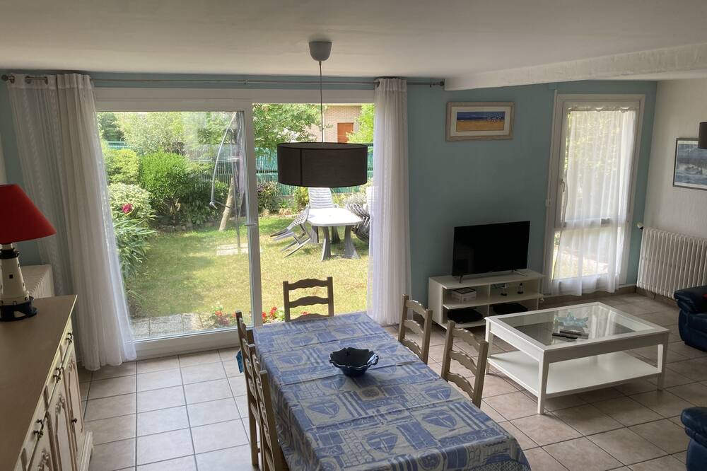 Photo of Livingroom in Dunkirk