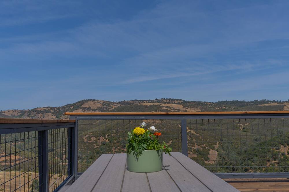 Photo of Patio Balcony in Rancho Calaveras
