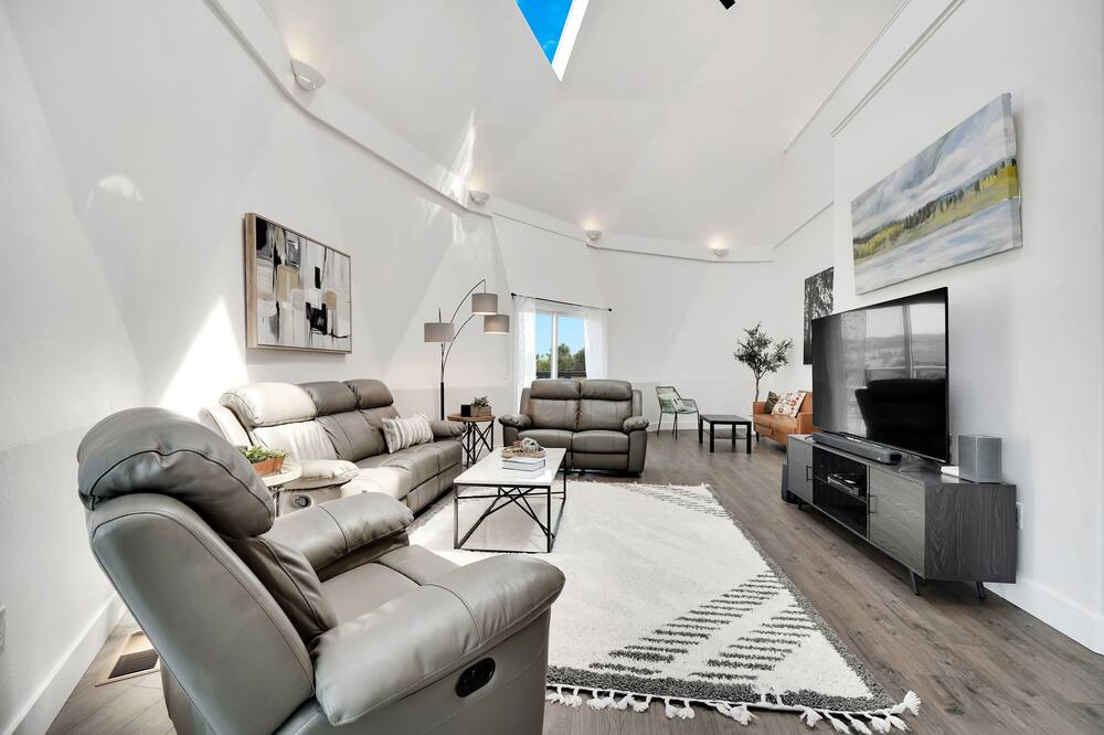 Photo of Livingroom in Rancho Calaveras