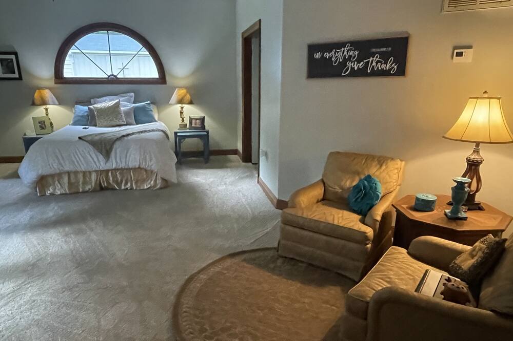 Photo of Bedroom in Hattiesburg