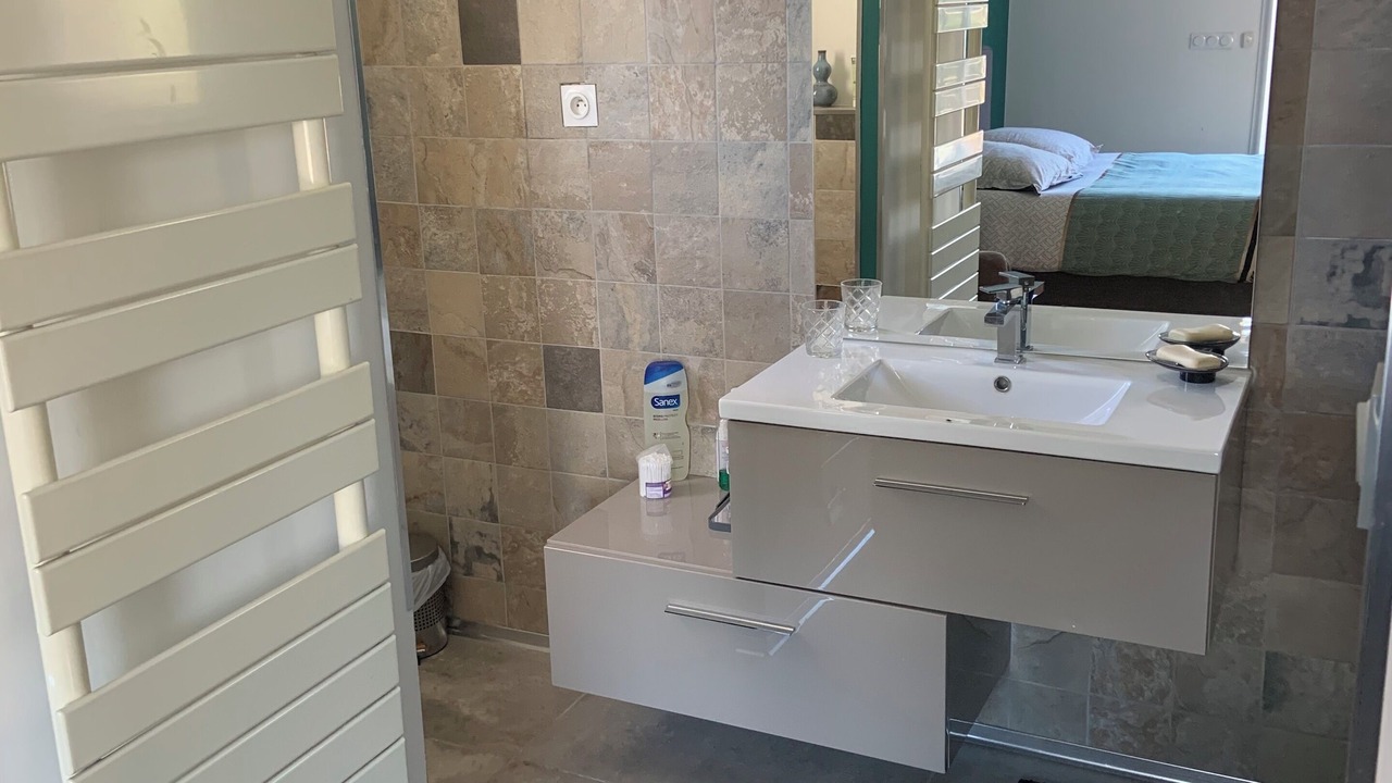 Photo of Others in Cuers