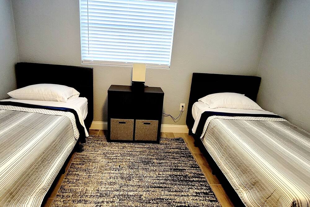 Photo of Bedroom in Casselberry