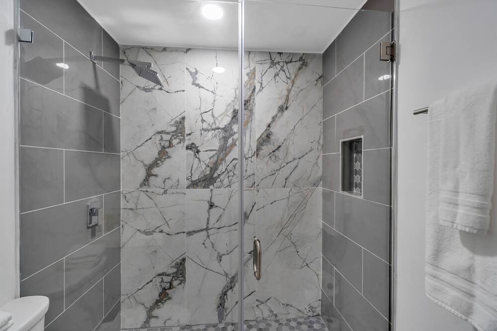 Photo of Bathroom in Casselberry