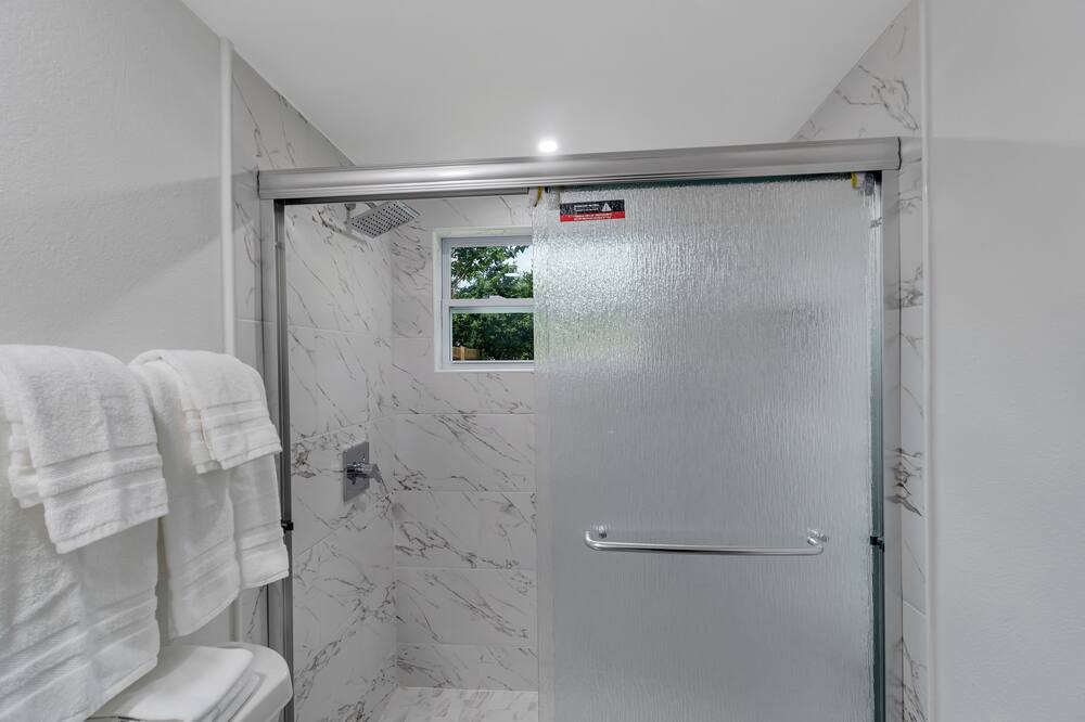 Photo of Bathroom in Casselberry