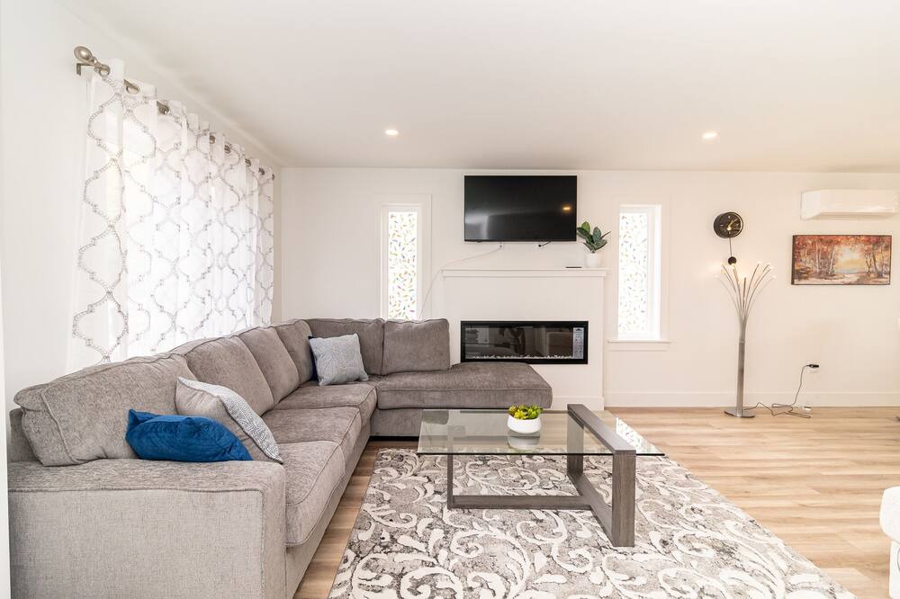 Photo of Livingroom in Halifax