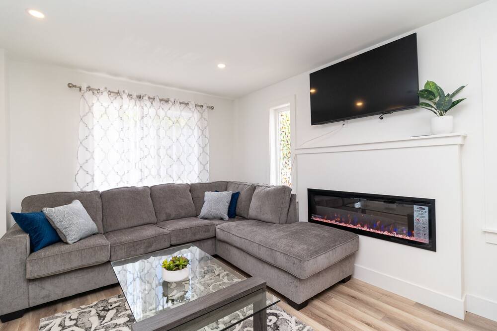 Photo of Livingroom in Halifax