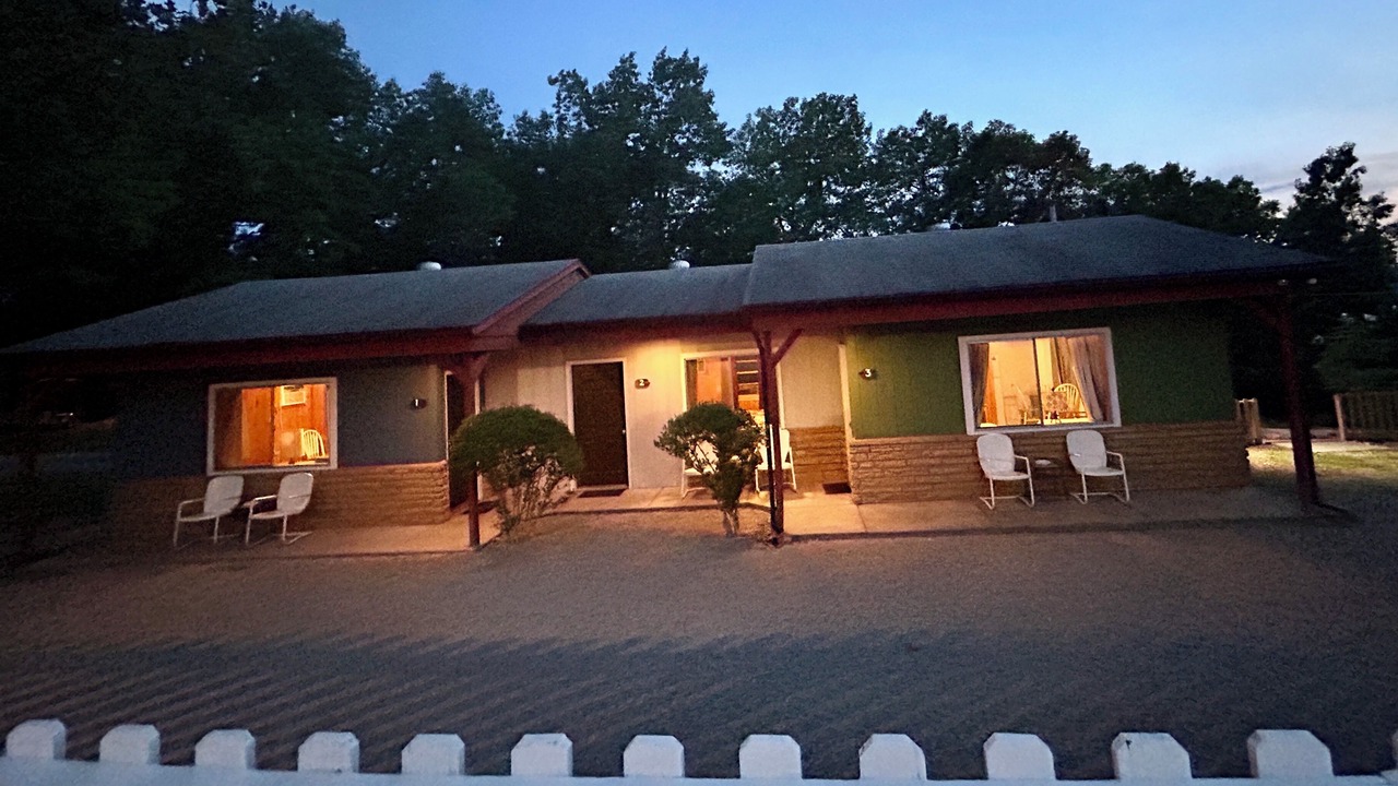 Photo of Bedroom in Bull Shoals