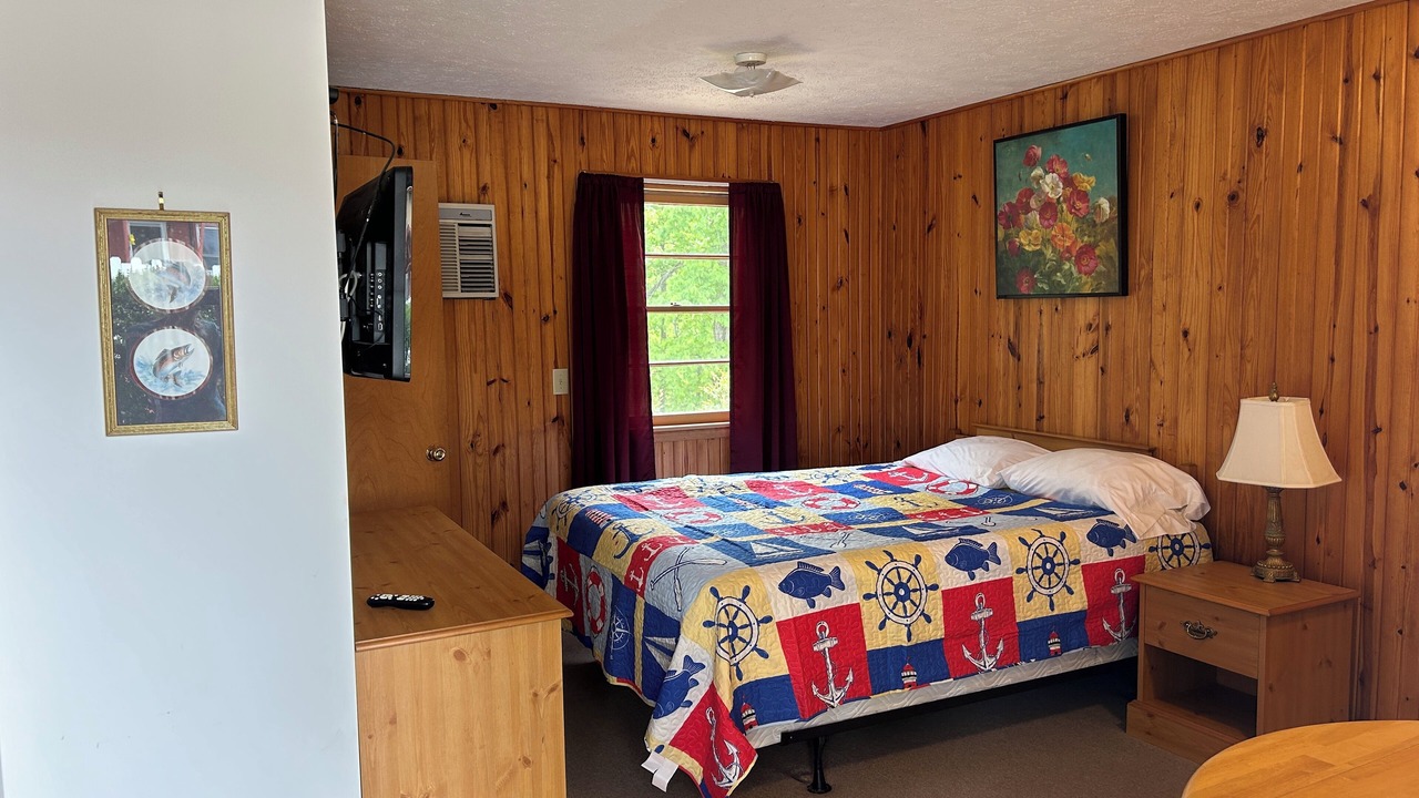 Photo of Bedroom in Bull Shoals