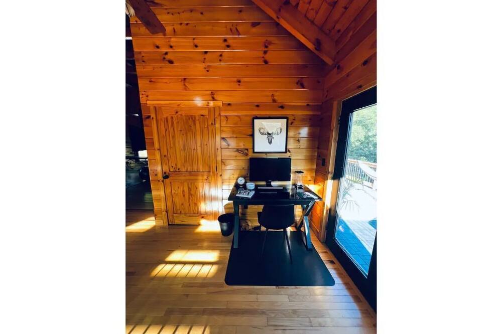 Photo of Bedroom in Talking Rock